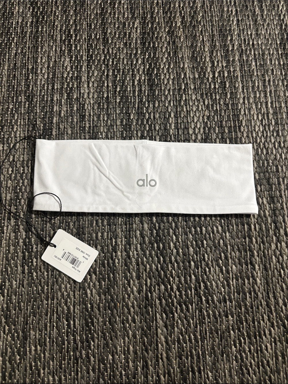 Alo Yoga Performance Conquer Headband White